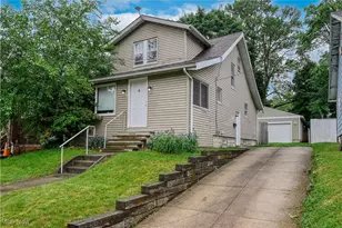 424 Lockwood St, Akron, OH 44314 - Photo 1