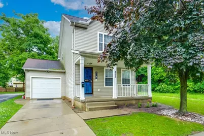 823 E 93rd Street, Loveland, OH 44108 - Photo 1