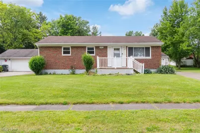 285 Berwin Place, Munroe Falls, OH 44262 - Photo 1