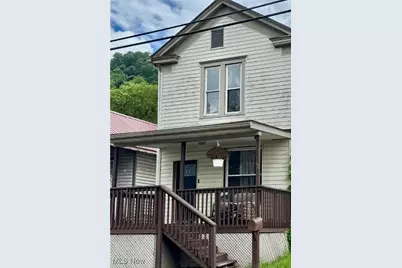 1039 Howard Street, Bridgeport, OH 43912 - Photo 1