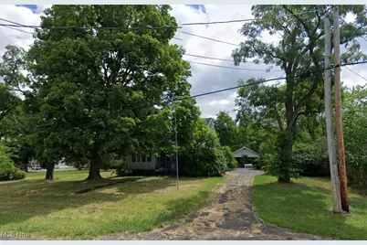 14244 Atwater Avenue NE, Alliance, OH 44601 - Photo 1