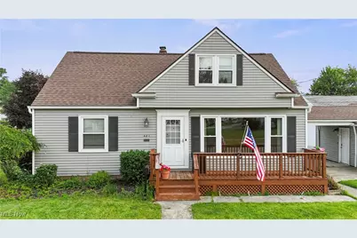 401 E 288th Street, Willowick, OH 44095 - Photo 1