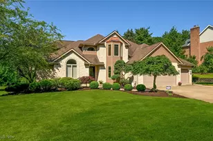 5277 Foxchase Ave NW, Canton, OH 44718 - Photo 1