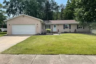 7950 Cresthill Dr, Green Hills, OH 44131 - Photo 1