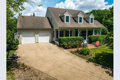 121 Sycamore Place, Oberlin, OH 44074 - Photo 1
