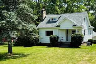 3819 S Cleveland Massillon Rd, Barberton, OH 44203 - Photo 1