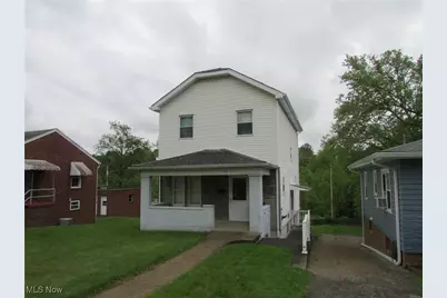 140 Rosslyn Boulevard, Steubenville, OH 43952 - Photo 1