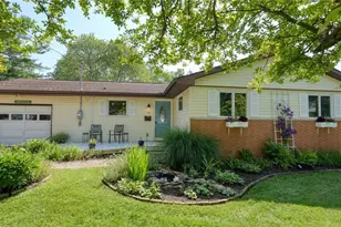 11 Garfield Ave, New Concord, OH 43762 - Photo 1