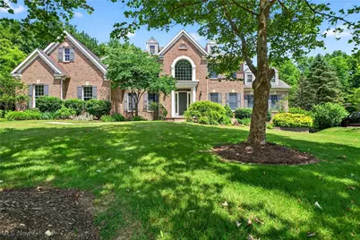 794 S Sussex Court, Aurora, OH 44202 - Photo 1