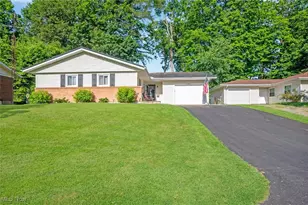 4005 Regentview St NE, Canton, OH 44705 - Photo 1