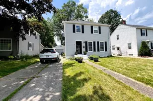 2736 Maplewood St, Cuyahoga Falls, OH 44221 - Photo 1