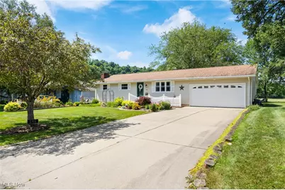 245 Hammersley Drive SW, Tuscarawas, OH 44682 - Photo 1