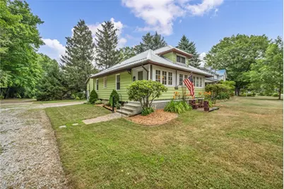 9017 Lakeshore Boulevard, Mentor, OH 44060 - Photo 1