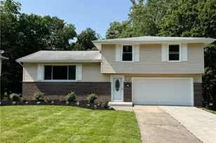 1723 Laurel Dr, Twinsburg, OH 44087 - Photo 1