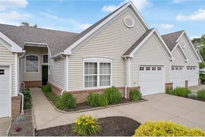 2812 Stratford Circle, Green, OH 44312 - Photo 1