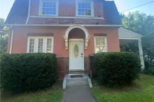 521 Brittain Rd, Akron, OH 44305 - Photo 1