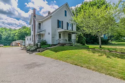 126 North Street, Chardon, OH 44024 - Photo 1