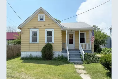 5048 Grove Avenue, Lorain, OH 44055 - Photo 1