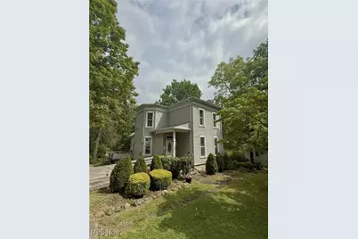 207 N Hambden Street, Chardon, OH 44024 - Photo 1