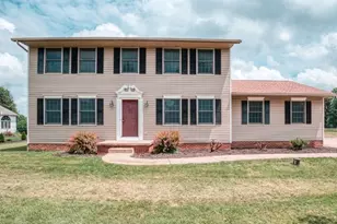 2811 Canton Rd, Uniontown, OH 44685 - Photo 1