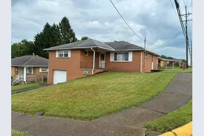120 Braxton Road, Weirton, WV 26062 - Photo 1