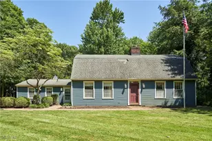 11715 Dunham Rd, Sagamore Hills, OH 44067 - Photo 1