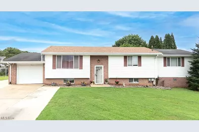 200 Harris Street, Newport, OH 45768 - Photo 1