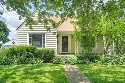 700 Alice Street, East Palestine, OH 44413 - Photo 1