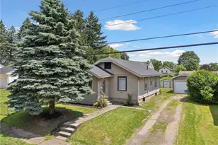 2602 Fletcher Ave NE, Canton, OH 44705 - Photo 1