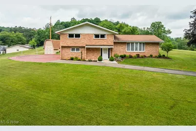 2664 Kohl Drive NE, New Philadelphia, OH 44663 - Photo 1