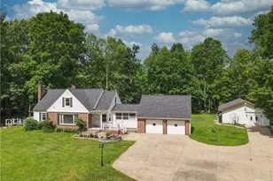 5532 Hudson Dr, Hudson, OH 44236 - Photo 1