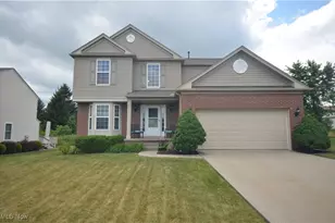 4909 Garnet Cir, Stow, OH 44224 - Photo 1