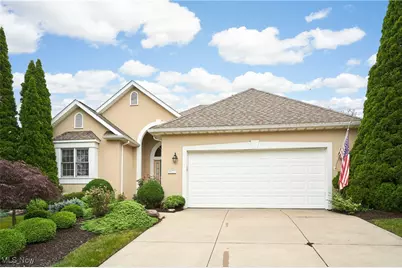 1977 Fox Trace Trail, Cuyahoga Falls, OH 44223 - Photo 1