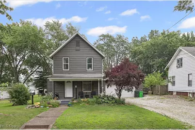 1846 S Freedom Avenue, Alliance, OH 44601 - Photo 1