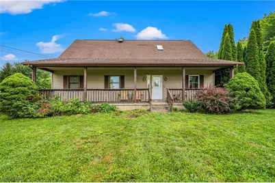5050 Middle Road, Conneaut, OH 44030 - Photo 1