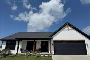 1021 Firman Dr SW, Sugarcreek, OH 44681 - Photo 1