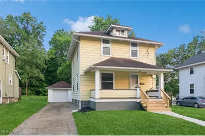 320 Ohio Avenue, Ravenna, OH 44266 - Photo 1