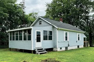 1729 Gambrinus Ave SW, Canton, OH 44706 - Photo 1