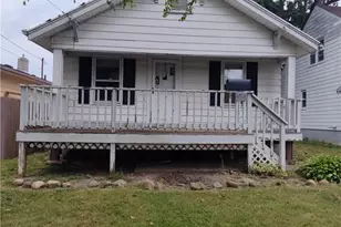 1862 15th St SW, Akron, OH 44314 - Photo 1