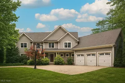 11060 Taylor May Road, Chagrin Falls, OH 44023 - Photo 1