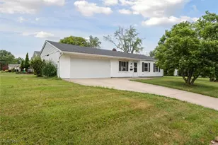 5497 Bartlett Rd, Huber Heights, OH 44146 - Photo 1