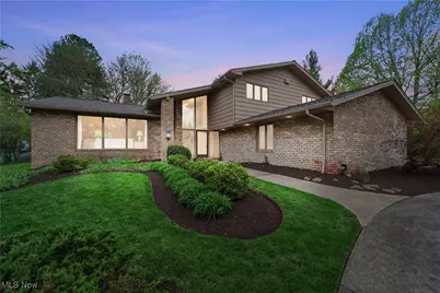 26460 Hendon Road, Beachwood, OH 44122 - Photo 1