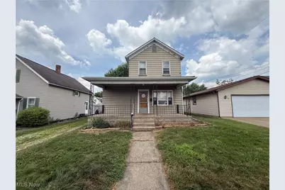 213 E 11th Street, Uhrichsville, OH 44683 - Photo 1