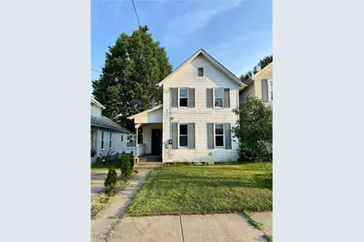 46 Brown Street, Barberton, OH 44203 - Photo 1
