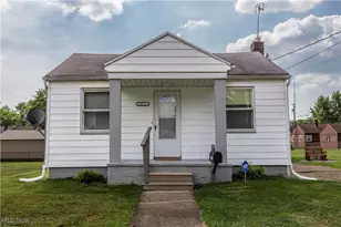 2823 Kirby Ave NE, Canton, OH 44705 - Photo 1