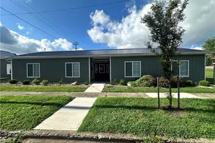 41 W Bell Ave, McConnelsville, OH 43756 - Photo 1