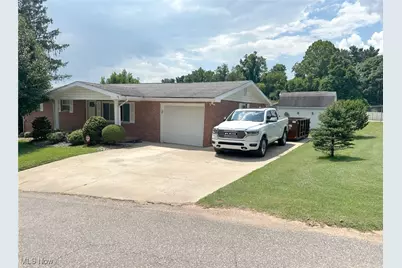 53 Central Drive, Vienna, WV 26105 - Photo 1