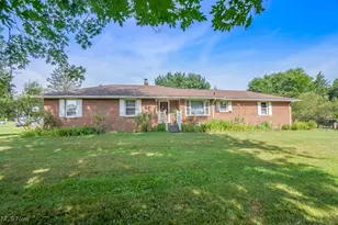 5920 Renninger Rd, New Franklin, OH 44319 - Photo 1