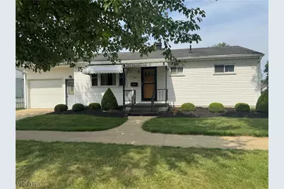 209 N Market Street, Loudonville, OH 44842 - Photo 1