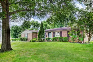 906 Lindy Ln Ave SW, North Canton, OH 44720 - Photo 1